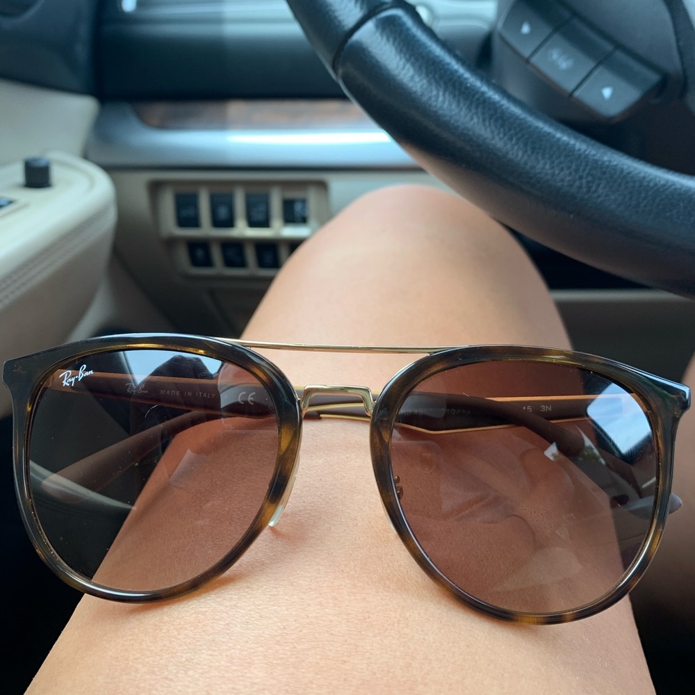 RayBan tortoise shell brown sunglasses